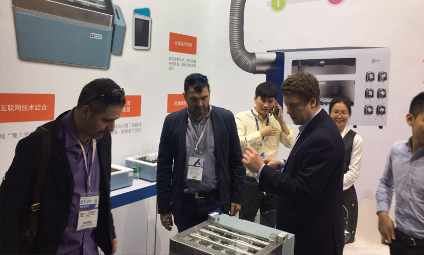 展會(huì)現(xiàn)場