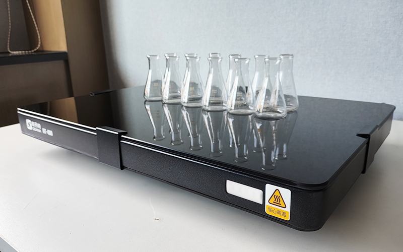 實驗室陶瓷加熱板怎么選？這篇選型指南教你避坑不踩雷